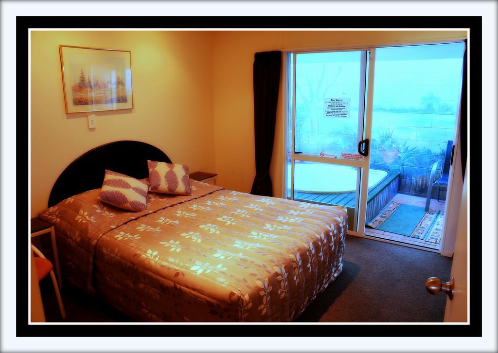 Ascot On Fenton Motel Rotorua Bilik gambar