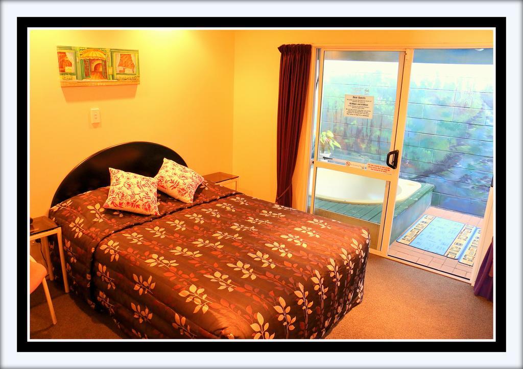 Ascot On Fenton Motel Rotorua Bilik gambar